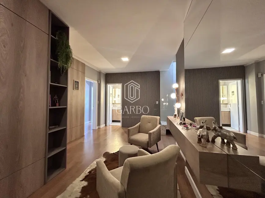 Foto 3 de Cobertura com 3 quartos à venda, 182m2 em Centro, Santa Cruz Do Sul - RS