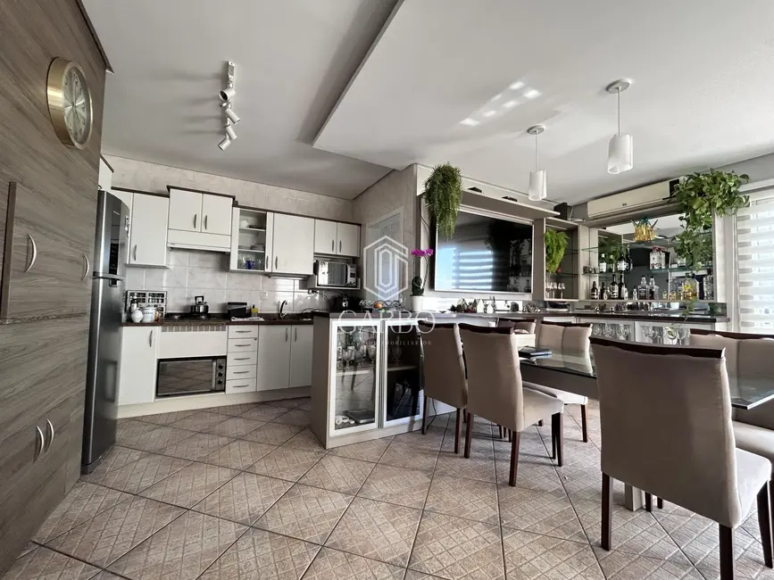 Foto 8 de Cobertura com 3 quartos à venda, 182m2 em Centro, Santa Cruz Do Sul - RS