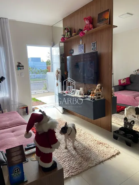 Foto 2 de Casa com 2 quartos à venda, 59m2 em João Alves, Santa Cruz Do Sul - RS