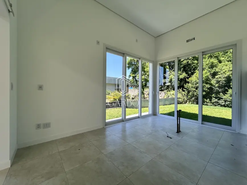 Foto 9 de Casa com 3 quartos à venda, 187m2 em Country, Santa Cruz Do Sul - RS