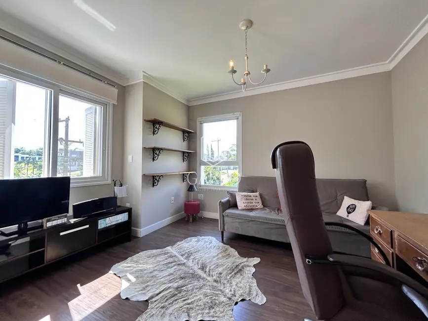 Foto 8 de Casa com 3 quartos à venda, 198m2 em Jardim Europa, Santa Cruz Do Sul - RS