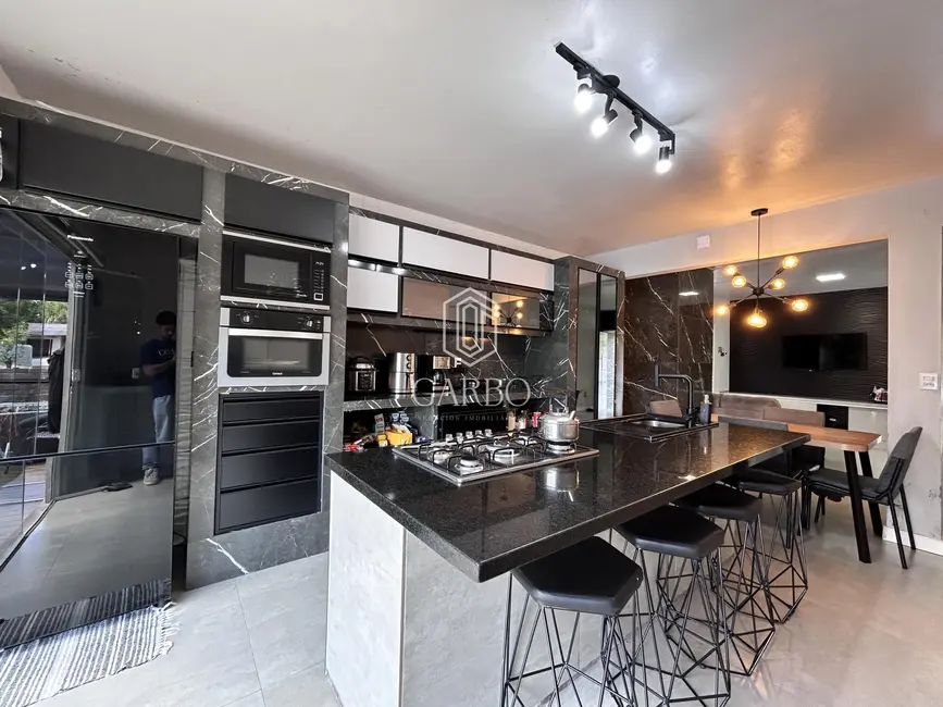 Foto 3 de Casa com 3 quartos à venda, 162m2 em Várzea, Santa Cruz Do Sul - RS