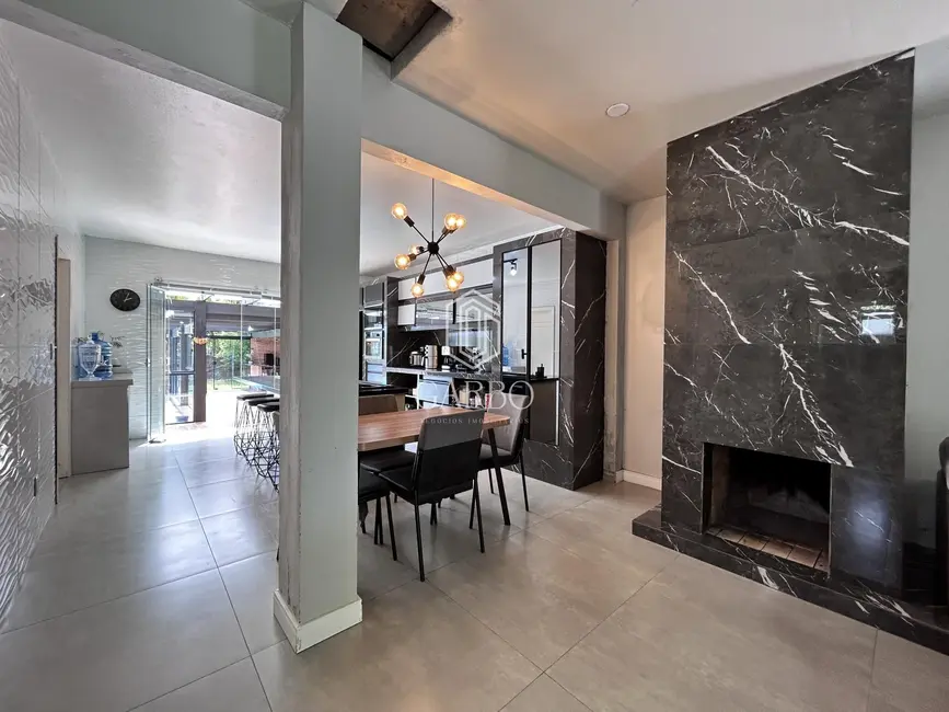 Foto 2 de Casa com 3 quartos à venda, 162m2 em Várzea, Santa Cruz Do Sul - RS