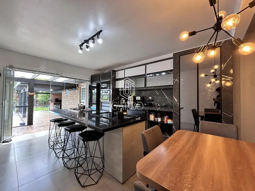 Foto 1 de Casa com 3 quartos à venda, 162m2 em Várzea, Santa Cruz Do Sul - RS