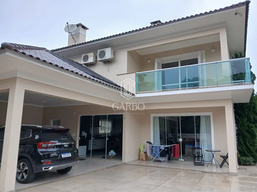 Foto 2 de Casa com 3 quartos à venda, 284m2 em Country, Santa Cruz Do Sul - RS