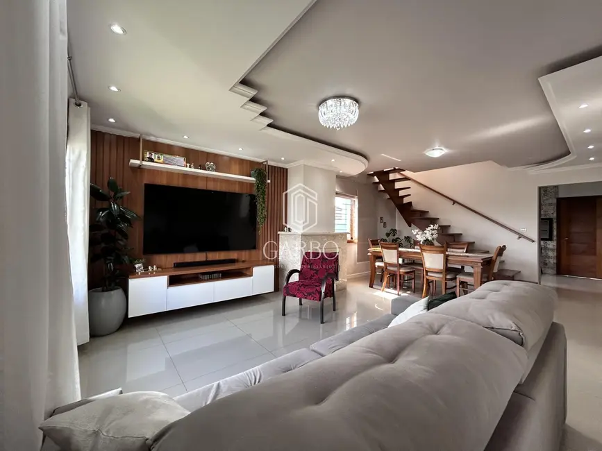 Foto 3 de Casa com 3 quartos à venda, 175m2 em João Alves, Santa Cruz Do Sul - RS