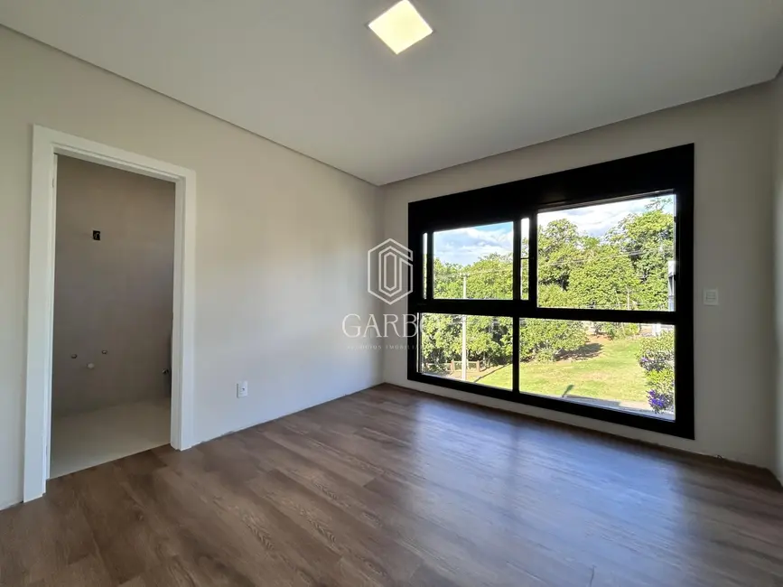 Foto 9 de Casa com 4 quartos à venda, 310m2 em Country, Santa Cruz Do Sul - RS