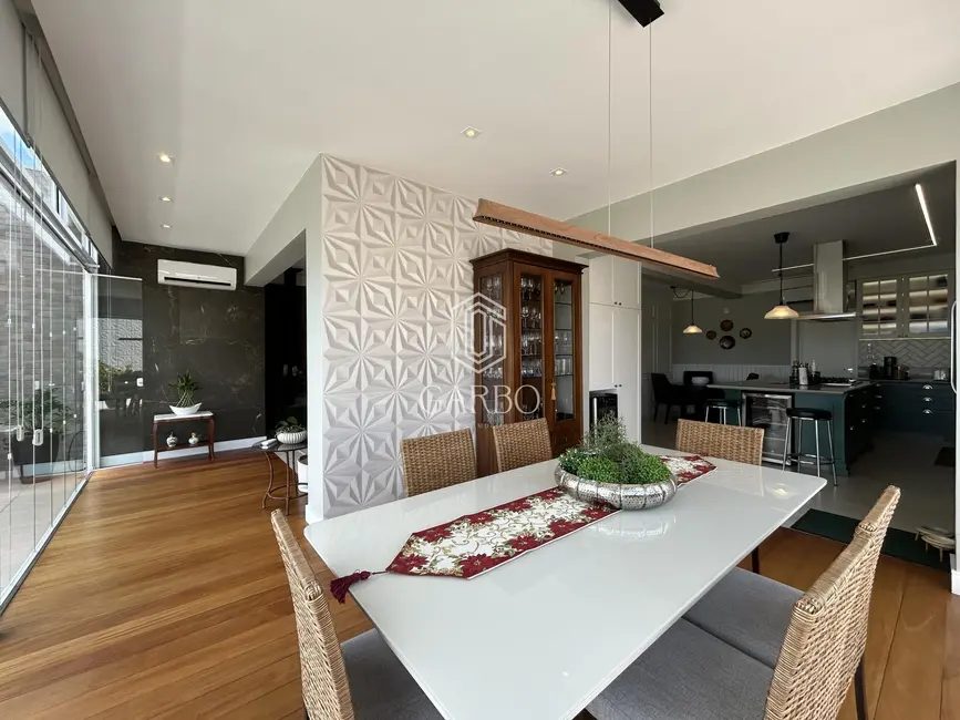 Foto 9 de Cobertura com 3 quartos à venda, 294m2 em Santo Inácio, Santa Cruz Do Sul - RS