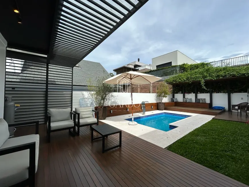 Foto 1 de Casa com 3 quartos à venda, 248m2 em Country, Santa Cruz Do Sul - RS