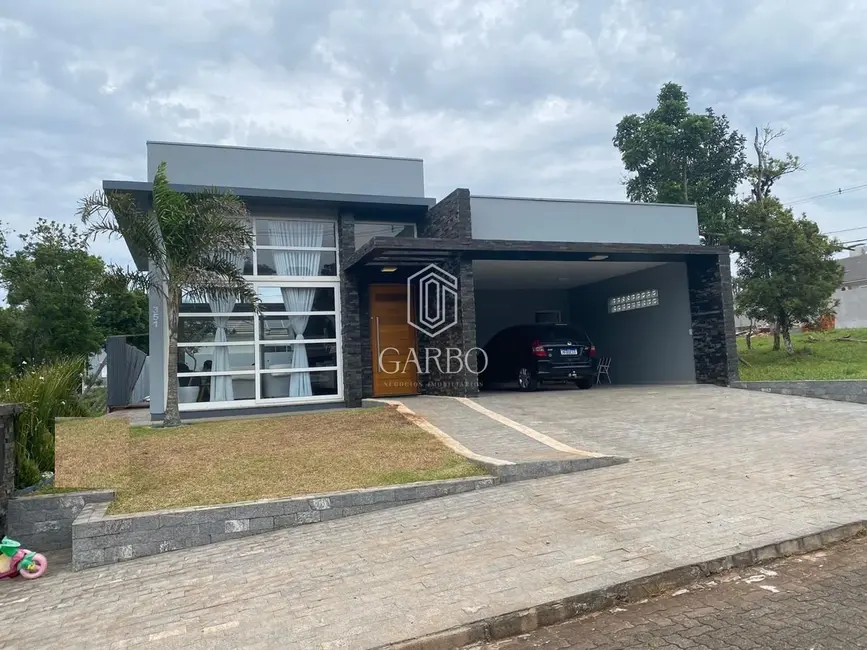 Foto 1 de Casa com 3 quartos à venda, 182m2 em Country, Santa Cruz Do Sul - RS