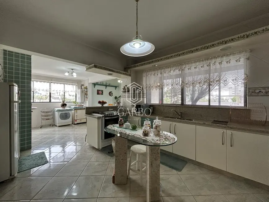 Apartamento com 4 quartos à venda, 281m2 em Higienópolis, Santa Cruz Do Sul - RS - imagem 6 Foto 6 de Apartamento com 4 quartos à venda, 281m2 em Higienópolis, Santa Cruz Do Sul - RS