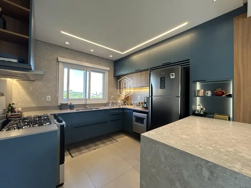 Apartamento com 3 quartos à venda, 183m2 em Santo Inácio, Santa Cruz Do Sul - RS - imagem 5 Foto 5 de Apartamento com 3 quartos à venda, 183m2 em Santo Inácio, Santa Cruz Do Sul - RS