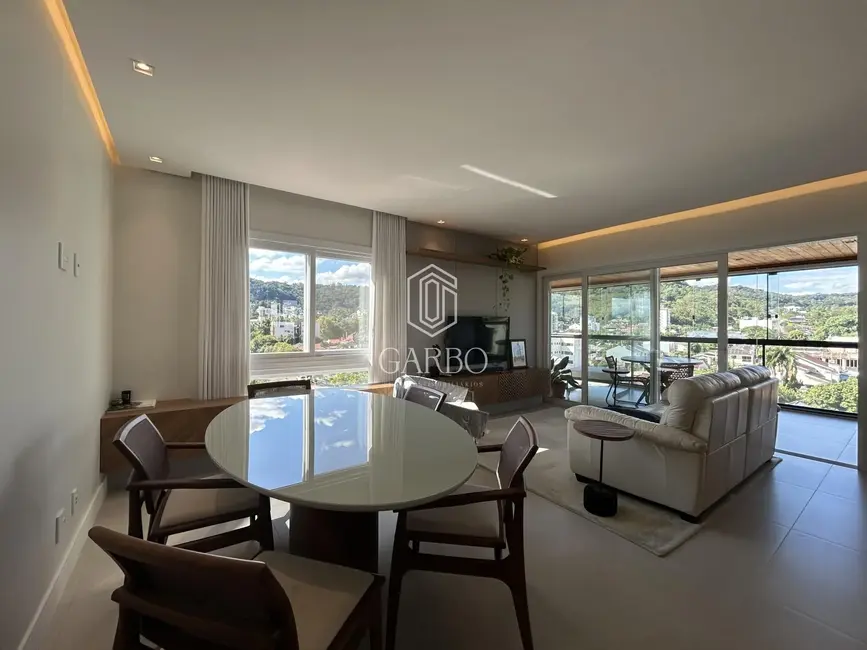 Apartamento com 3 quartos à venda, 183m2 em Santo Inácio, Santa Cruz Do Sul - RS - imagem 3 Foto 3 de Apartamento com 3 quartos à venda, 183m2 em Santo Inácio, Santa Cruz Do Sul - RS