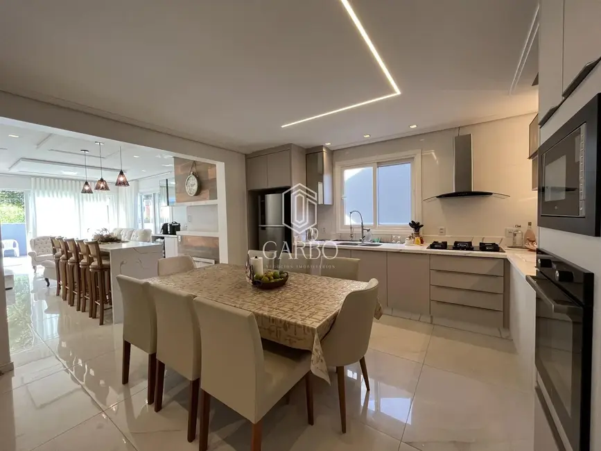 Foto 4 de Casa com 3 quartos à venda, 223m2 em Country, Santa Cruz Do Sul - RS