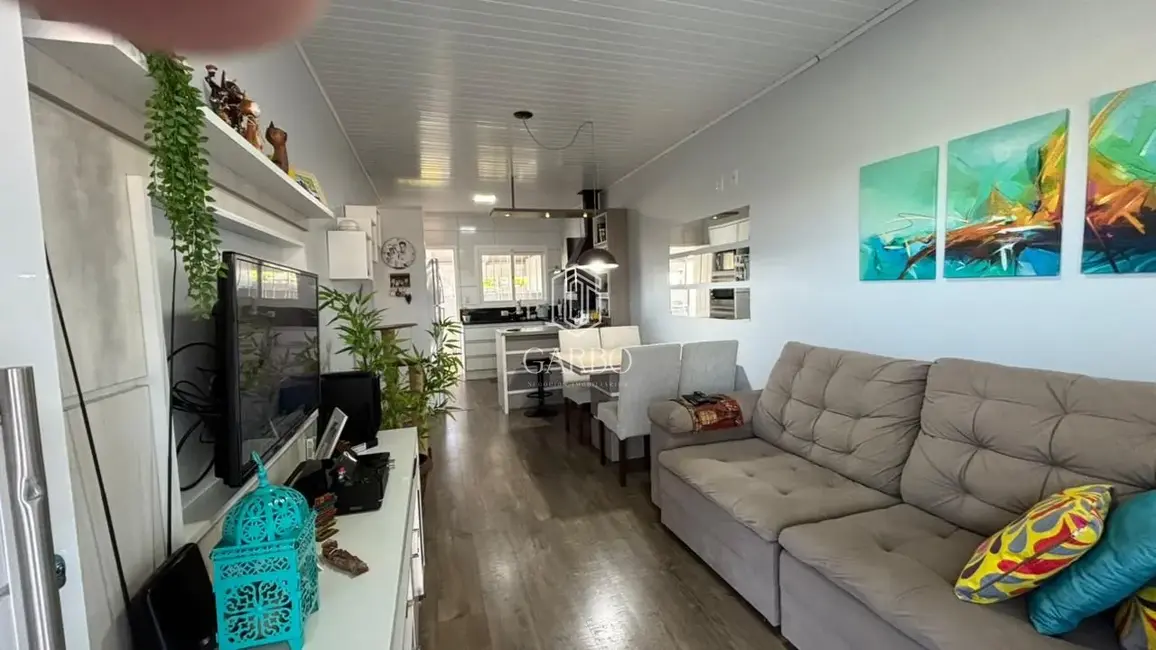 Casa com 2 quartos à venda, 91m2 em João Alves, Santa Cruz Do Sul - RS - imagem 2 Foto 2 de Casa com 2 quartos à venda, 91m2 em João Alves, Santa Cruz Do Sul - RS
