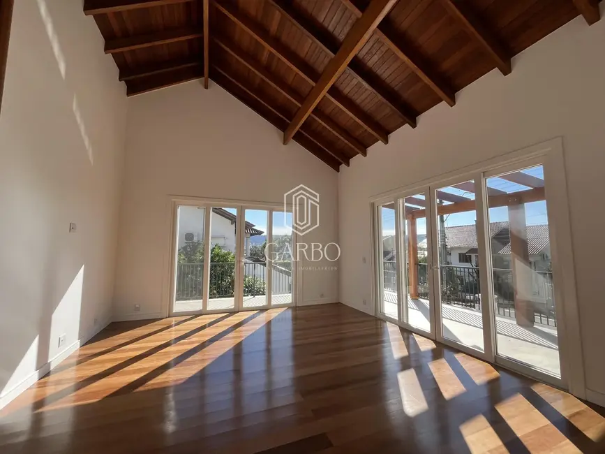 Casa com 3 quartos à venda, 311m2 em Goiás, Santa Cruz Do Sul - RS - imagem 1 Foto 1 de Casa com 3 quartos à venda, 311m2 em Goiás, Santa Cruz Do Sul - RS