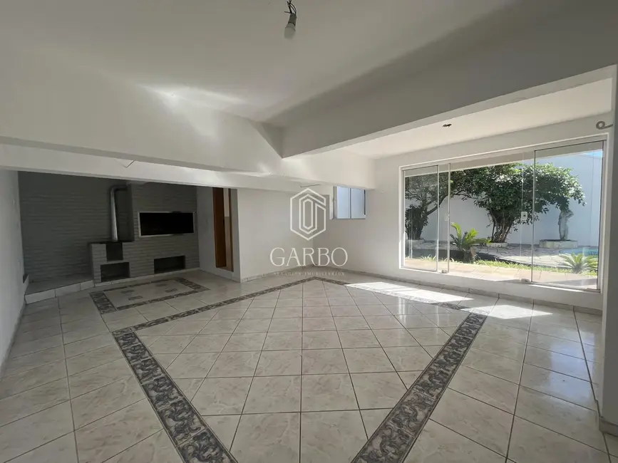 Casa com 3 quartos à venda, 311m2 em Goiás, Santa Cruz Do Sul - RS - imagem 8 Foto 8 de Casa com 3 quartos à venda, 311m2 em Goiás, Santa Cruz Do Sul - RS