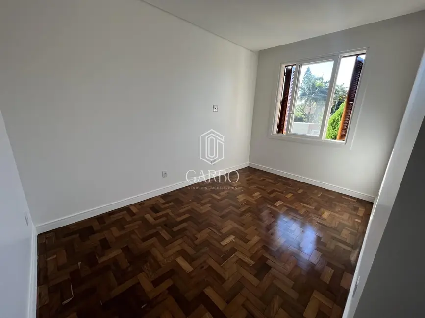 Casa com 3 quartos à venda, 311m2 em Goiás, Santa Cruz Do Sul - RS - imagem 3 Foto 3 de Casa com 3 quartos à venda, 311m2 em Goiás, Santa Cruz Do Sul - RS
