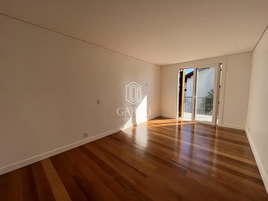 Casa com 3 quartos à venda, 311m2 em Goiás, Santa Cruz Do Sul - RS - imagem 2 Foto 2 de Casa com 3 quartos à venda, 311m2 em Goiás, Santa Cruz Do Sul - RS