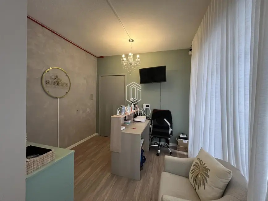 Sala Comercial com 1 quarto à venda, 56m2 em Centro, Santa Cruz Do Sul - RS - imagem 2 Foto 2 de Sala Comercial com 1 quarto à venda, 56m2 em Centro, Santa Cruz Do Sul - RS