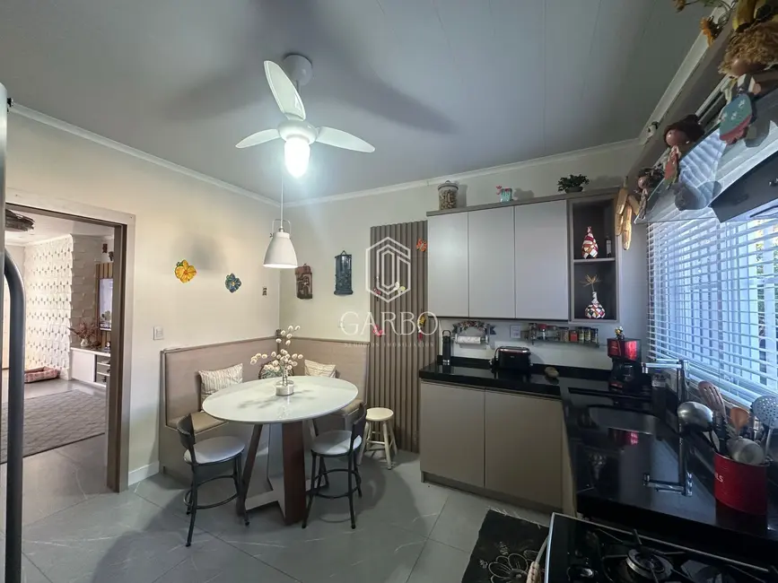 Foto 5 de Casa com 3 quartos à venda, 170m2 em Santo Inácio, Santa Cruz Do Sul - RS