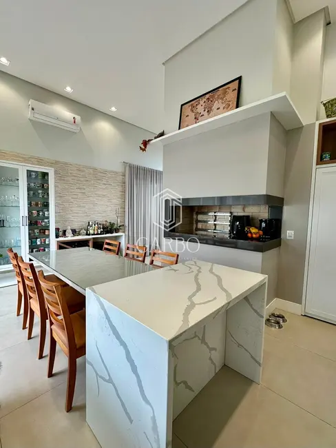 Casa com 3 quartos à venda, 200m2 em Country, Santa Cruz Do Sul - RS - imagem 7 Foto 7 de Casa com 3 quartos à venda, 200m2 em Country, Santa Cruz Do Sul - RS