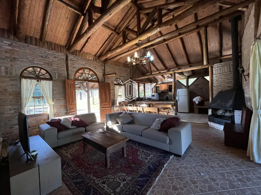 Foto 3 de Chácara com 3 quartos à venda, 300m2 em Santa Cruz Do Sul - RS