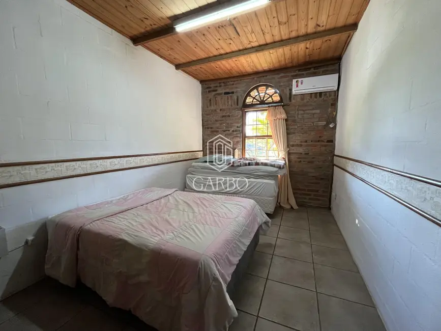 Foto 9 de Chácara com 3 quartos à venda, 300m2 em Santa Cruz Do Sul - RS