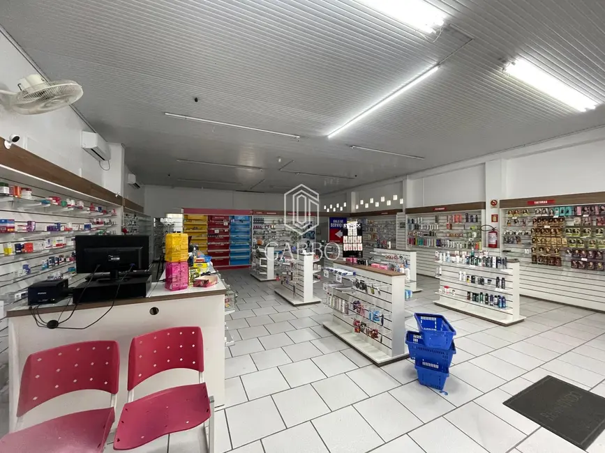 Foto 2 de Loja com 1 quarto à venda, 179m2 em Centro, Santa Cruz Do Sul - RS
