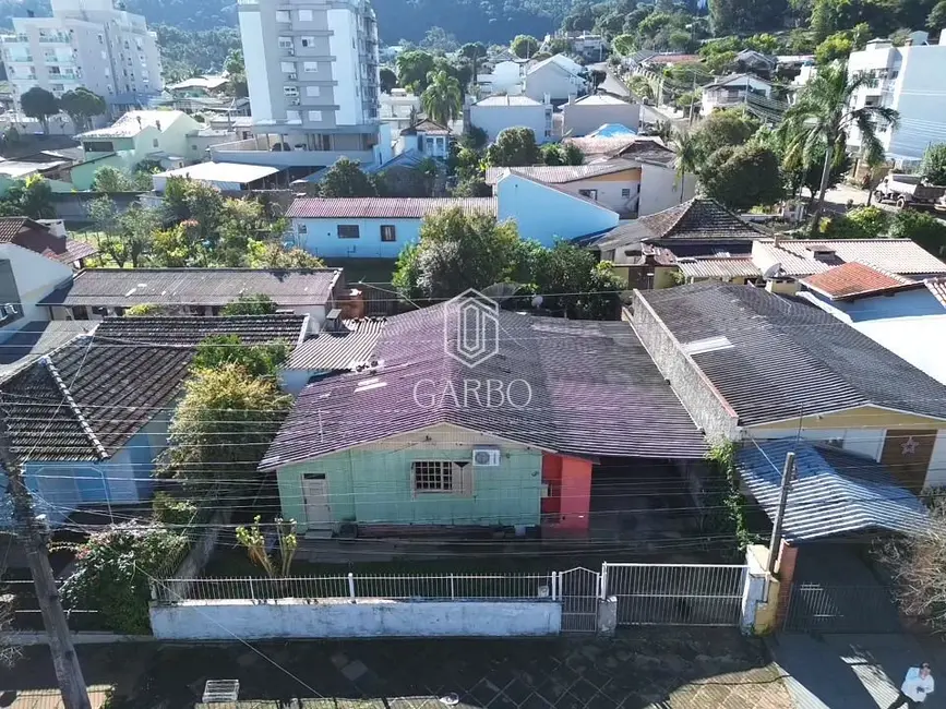 Foto 1 de Terreno / Lote à venda, 375m2 em Santo Inácio, Santa Cruz Do Sul - RS