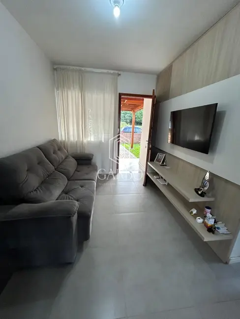 Casa com 2 quartos à venda, 57m2 em João Alves, Santa Cruz Do Sul - RS - imagem 2 Foto 2 de Casa com 2 quartos à venda, 57m2 em João Alves, Santa Cruz Do Sul - RS