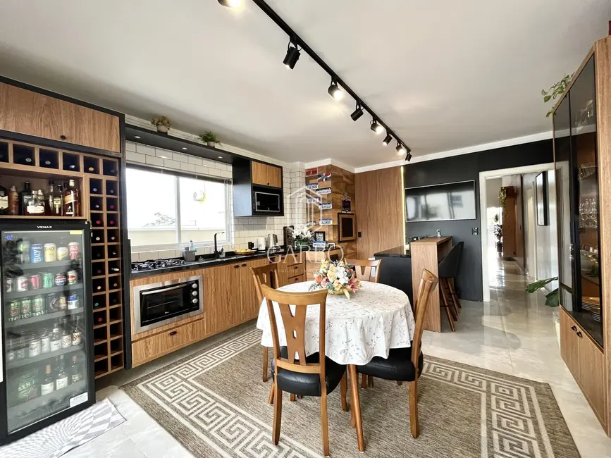 Casa com 3 quartos à venda, 210m2 em João Alves, Santa Cruz Do Sul - RS - imagem 5 Foto 5 de Casa com 3 quartos à venda, 210m2 em João Alves, Santa Cruz Do Sul - RS