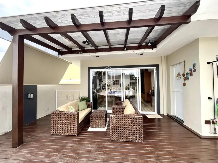 Casa com 3 quartos à venda, 210m2 em João Alves, Santa Cruz Do Sul - RS - imagem 6 Foto 6 de Casa com 3 quartos à venda, 210m2 em João Alves, Santa Cruz Do Sul - RS