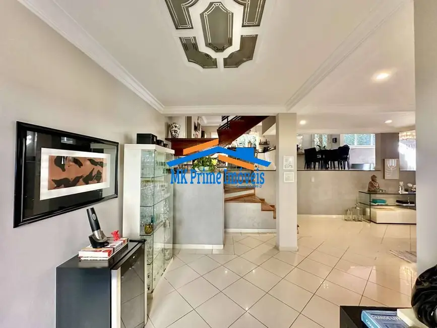 Foto 3 de Sobrado com 4 quartos à venda, 496m2 em Vila Santo Antônio, Cotia - SP