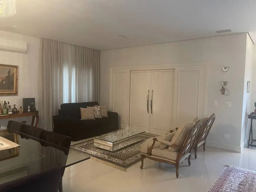 Foto 2 de Casa de Condomínio com 4 quartos à venda, 600m2 em Parque dos Príncipes, São Paulo - SP
