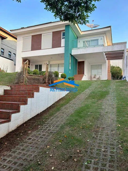 Casa de Condomínio com 3 quartos para alugar, 260m2 em Carapicuiba - SP - imagem 3 Foto 3 de Casa de Condomínio com 3 quartos para alugar, 260m2 em Carapicuiba - SP
