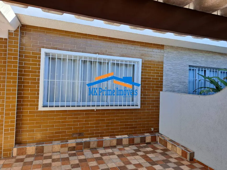 Sobrado com 3 quartos à venda, 178m2 em Jaguaribe, Osasco - SP - imagem 3 Foto 3 de Sobrado com 3 quartos à venda, 178m2 em Jaguaribe, Osasco - SP