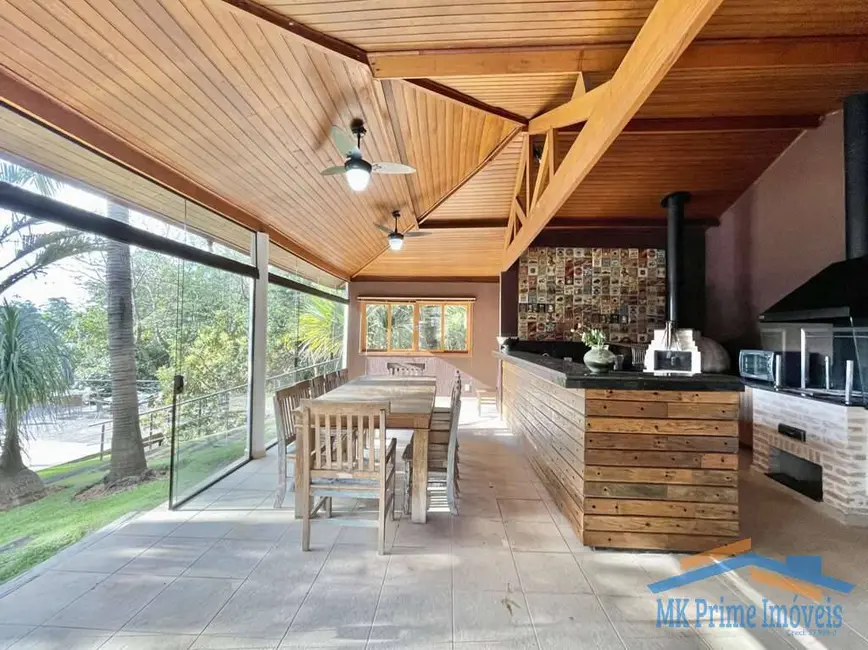 Foto 1 de Casa de Condomínio com 5 quartos para alugar, 890m2 em Pousada dos Bandeirantes, Carapicuiba - SP