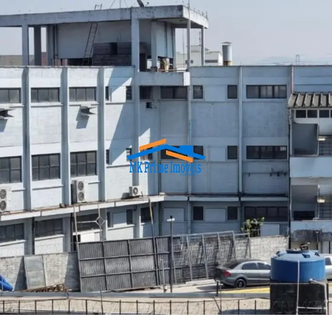 Armazém / Galpão à venda, 5010m2 em Cidade Industrial Satélite de São Paulo, Guarulhos - SP - imagem 5 Foto 5 de Armazém / Galpão à venda, 5010m2 em Cidade Industrial Satélite de São Paulo, Guarulhos - SP