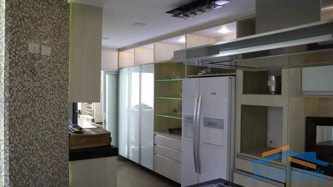 Casa de Condomínio com 4 quartos para alugar, 400m2 em Alphaville, Santana De Parnaiba - SP - imagem 6 Foto 6 de Casa de Condomínio com 4 quartos para alugar, 400m2 em Alphaville, Santana De Parnaiba - SP