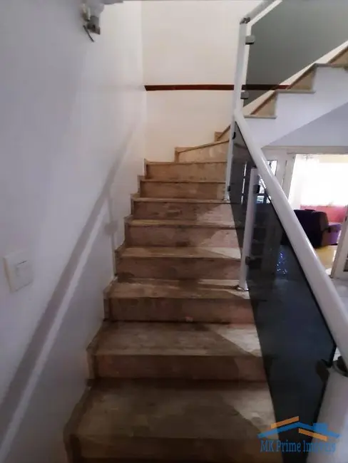 Sobrado com 3 quartos à venda, 223m2 em São Paulo - SP - imagem 6 Foto 6 de Sobrado com 3 quartos à venda, 223m2 em São Paulo - SP