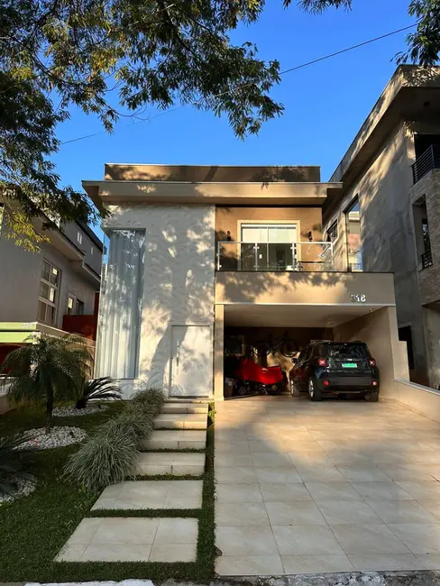 Foto 2 de Casa de Condomínio com 3 quartos à venda, 190m2 em Suru, Santana De Parnaiba - SP