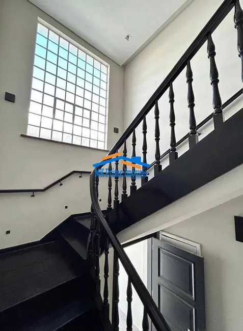 Foto 9 de Sobrado com 4 quartos à venda, 650m2 em Jardim Everest, São Paulo - SP