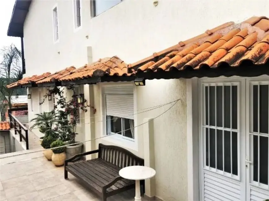 Foto 2 de Casa com 2 quartos à venda, 250m2 em Jardim São Vicente, Cotia - SP