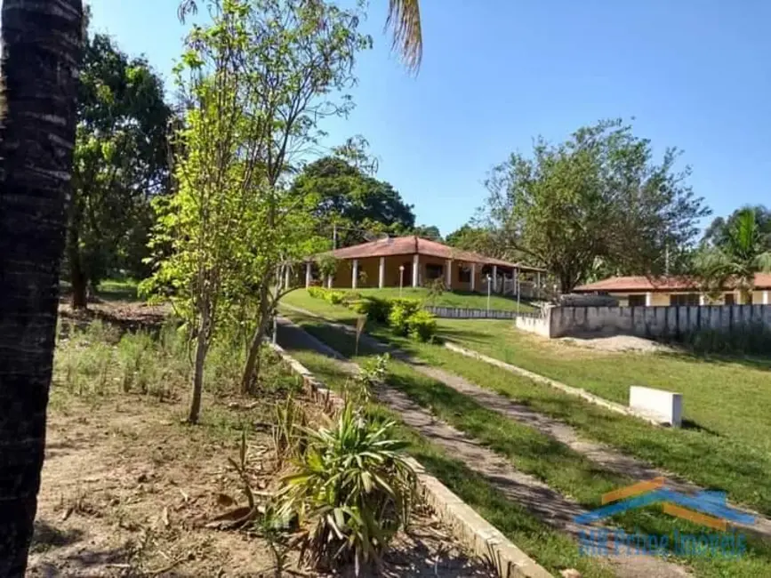 Chácara com 3 quartos à venda, 8500m2 em Mairinque - SP - imagem 3 Foto 3 de Chácara com 3 quartos à venda, 8500m2 em Mairinque - SP