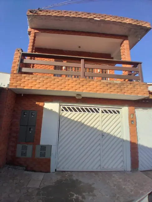 Foto 2 de Casa com 4 quartos à venda, 291m2 em Vila Ipê, Jandira - SP