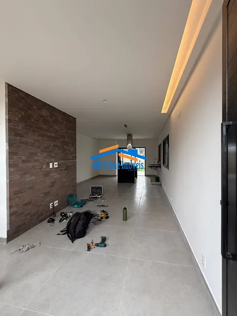 Foto 2 de Casa de Condomínio com 3 quartos à venda, 128m2 em Santana De Parnaiba - SP