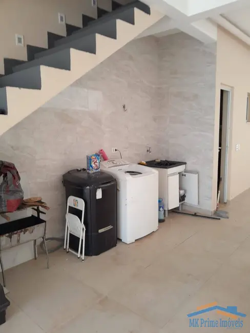 Foto 4 de Sobrado com 3 quartos à venda, 205m2 em Ana Cristina II, Jandira - SP