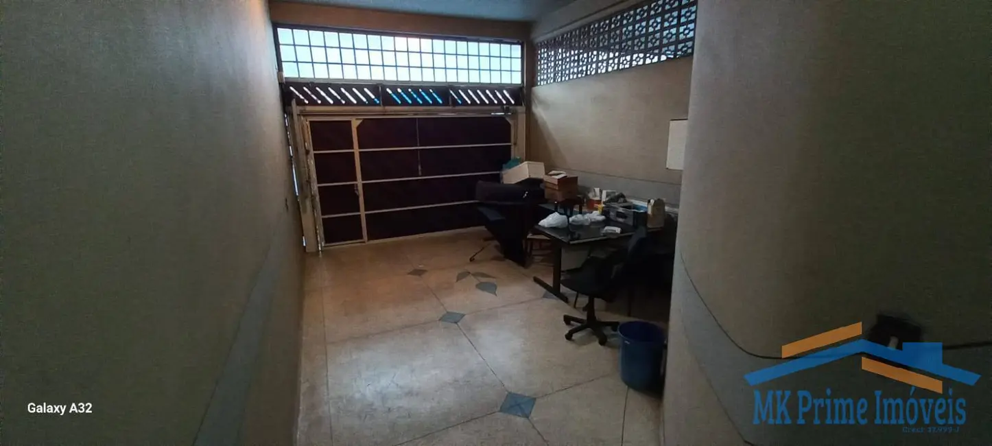 Foto 2 de Sobrado com 3 quartos à venda, 300m2 em Jardim Barueri, Barueri - SP