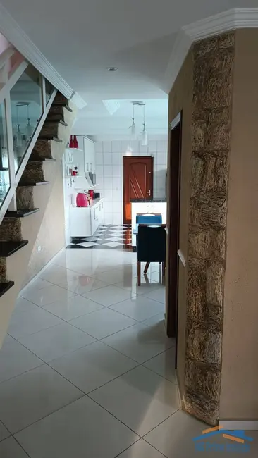 Sobrado com 3 quartos à venda, 157m2 em Bela Vista, Osasco - SP - imagem 8 Foto 8 de Sobrado com 3 quartos à venda, 157m2 em Bela Vista, Osasco - SP